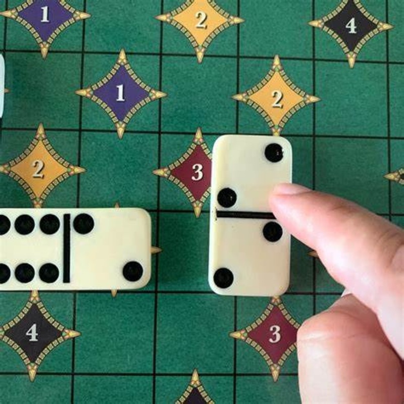 Points in dominoes