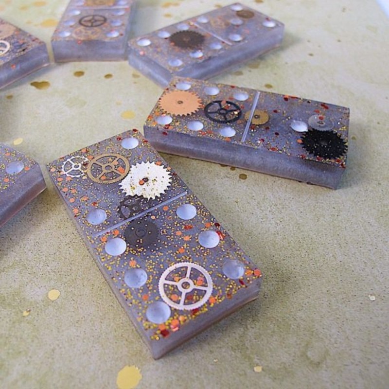 Resin dominoes